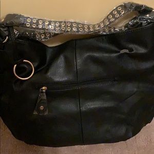 Black purse(not used)